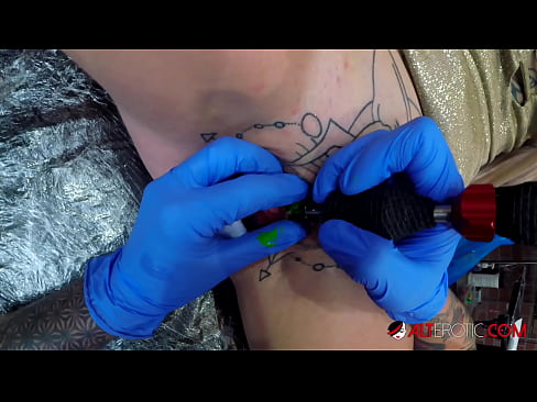 ❤️ Extremadamente tatuado hottie Sully Savage consiguió un tatuaje en su clítoris Super sexo en es.camporner.top ❌️❤️❤️❤️❤️❤️❤️❤️